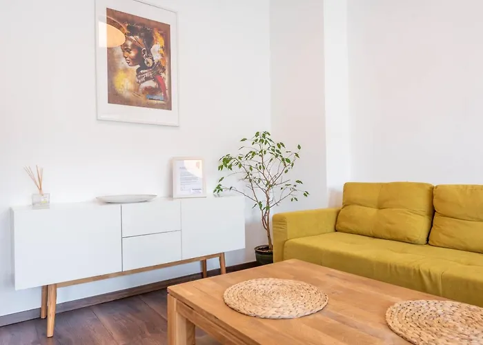 Cosy Apartment In Central Varna